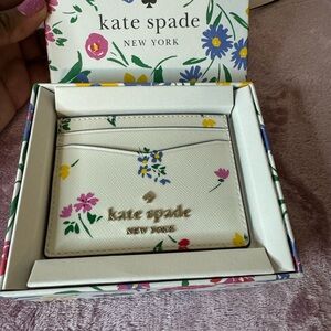 ♠️ Kate Spade ♠️ Gift Boxed Small Staci Garden Bouquet Card Case